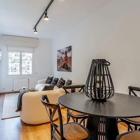 Ab Eixample Calabria Apartament