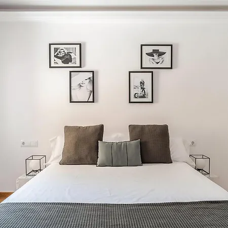 Ab Eixample Calabria Barcelona