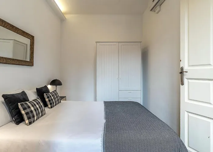 Ab Eixample Calabria Апартаменты